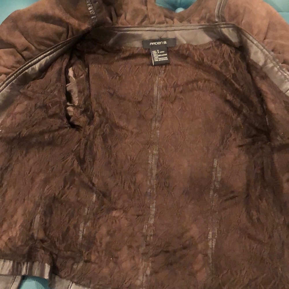 Leather jacket - Picture 2 of 3